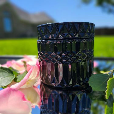 NEW 7oz Vanilla Rose Candle